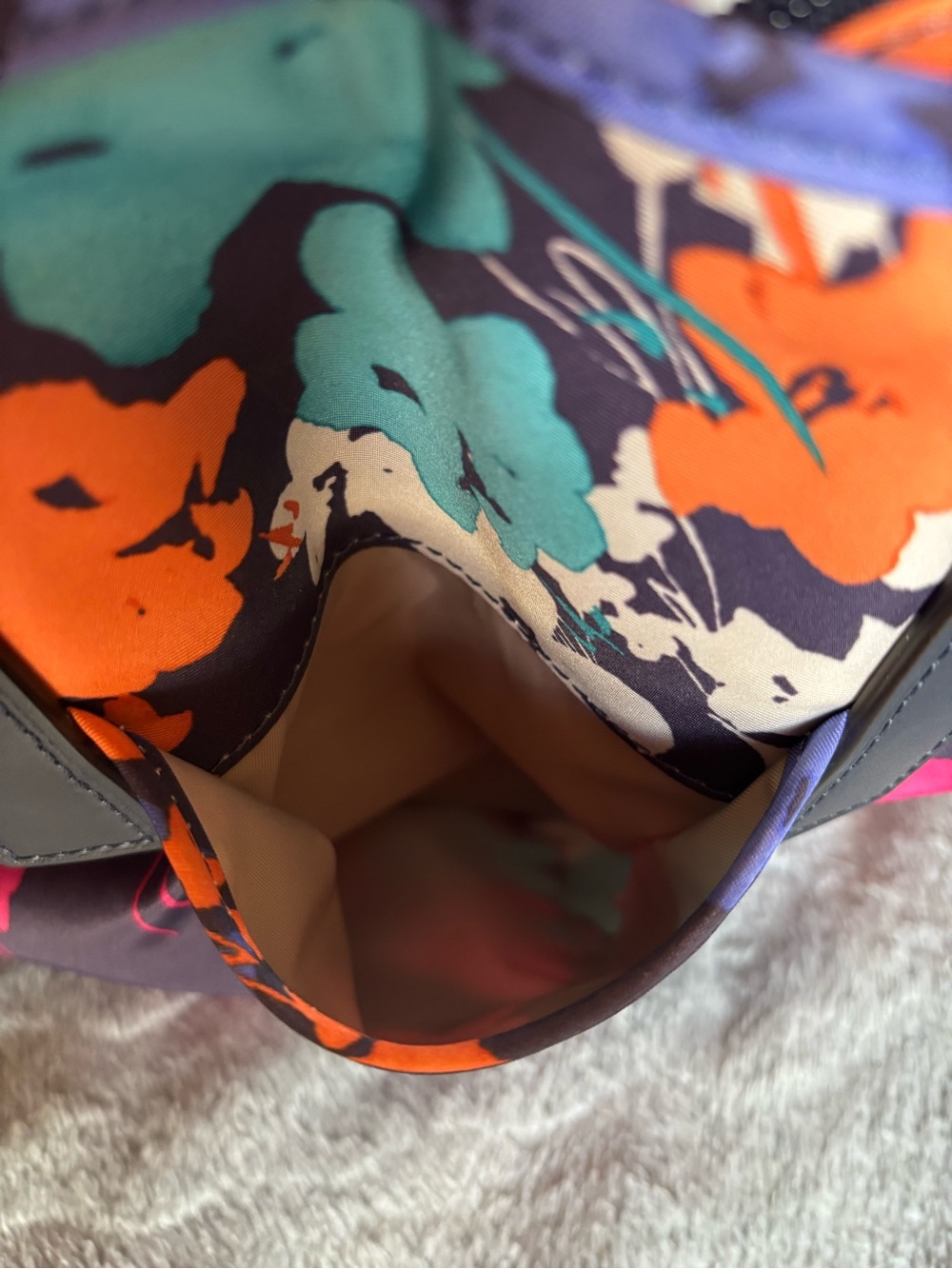 TUMI Nylon Floral Print Women's Tote Bag. Zip Top Blue Leather Double Handles. - Picture 10 of 13